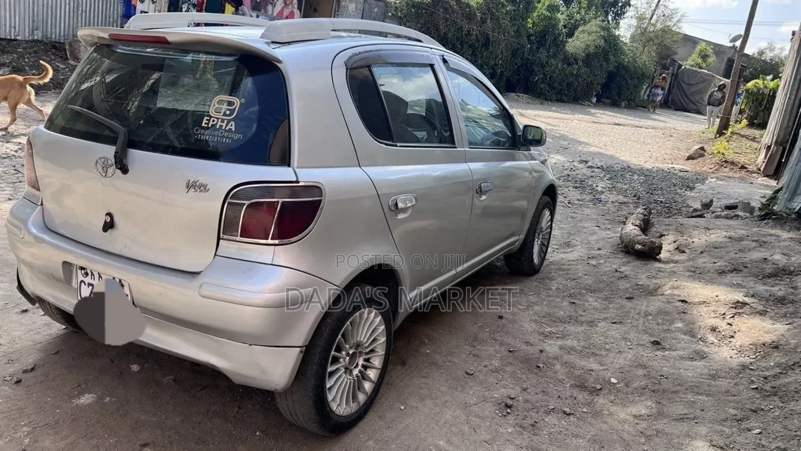 Toyota Vitz 2000 Silver