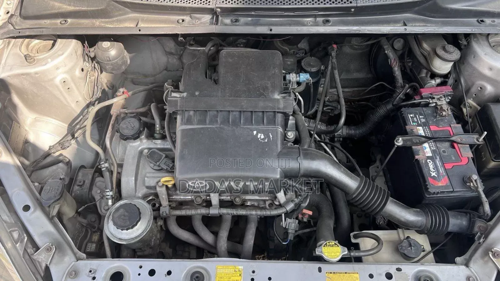 Toyota Vitz 2000 Silver