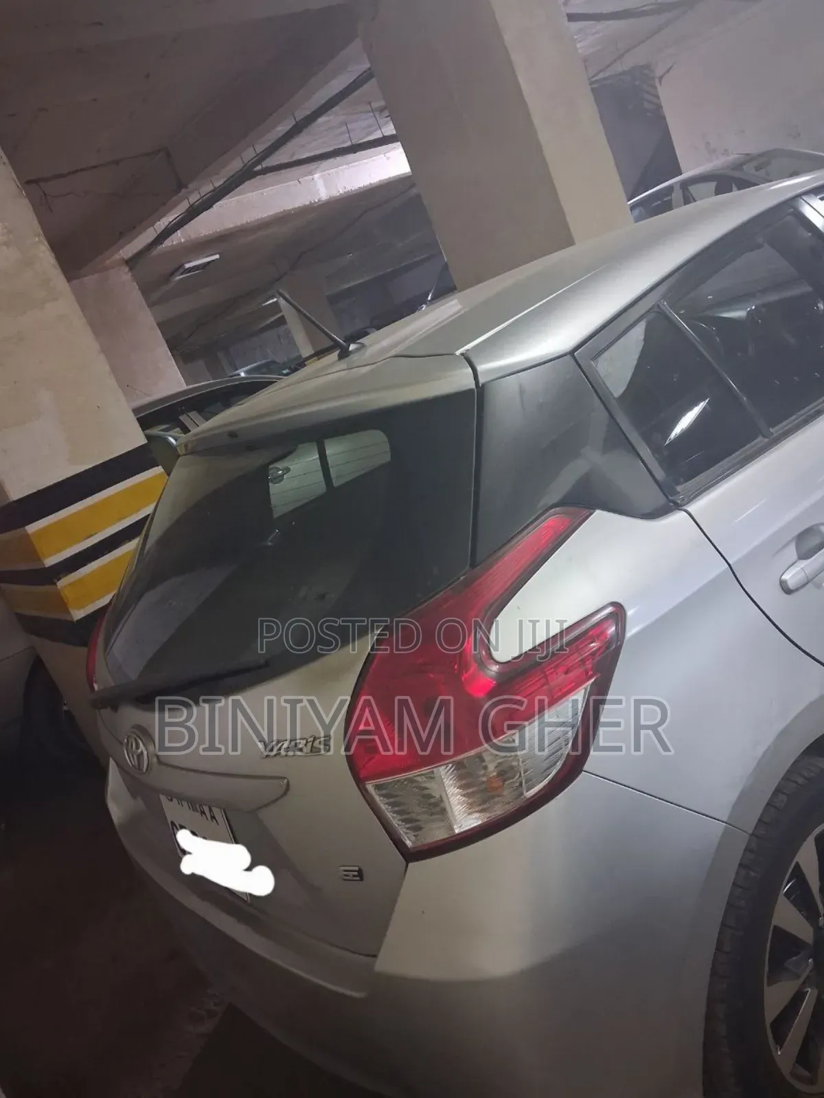 Toyota Yaris 2017 Silver