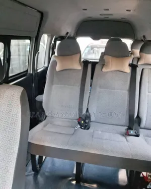 Toyota HiAce 2021 White