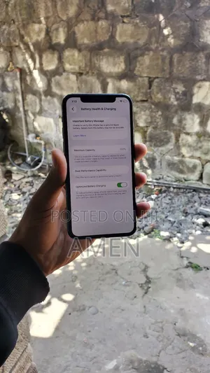 Photo - Apple iPhone 11 Pro 64 GB Green