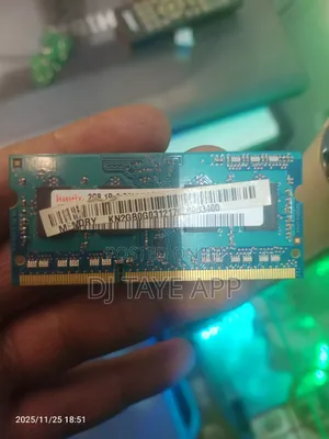 Photo - Laptop Ram 2gb ዋጋው 1100