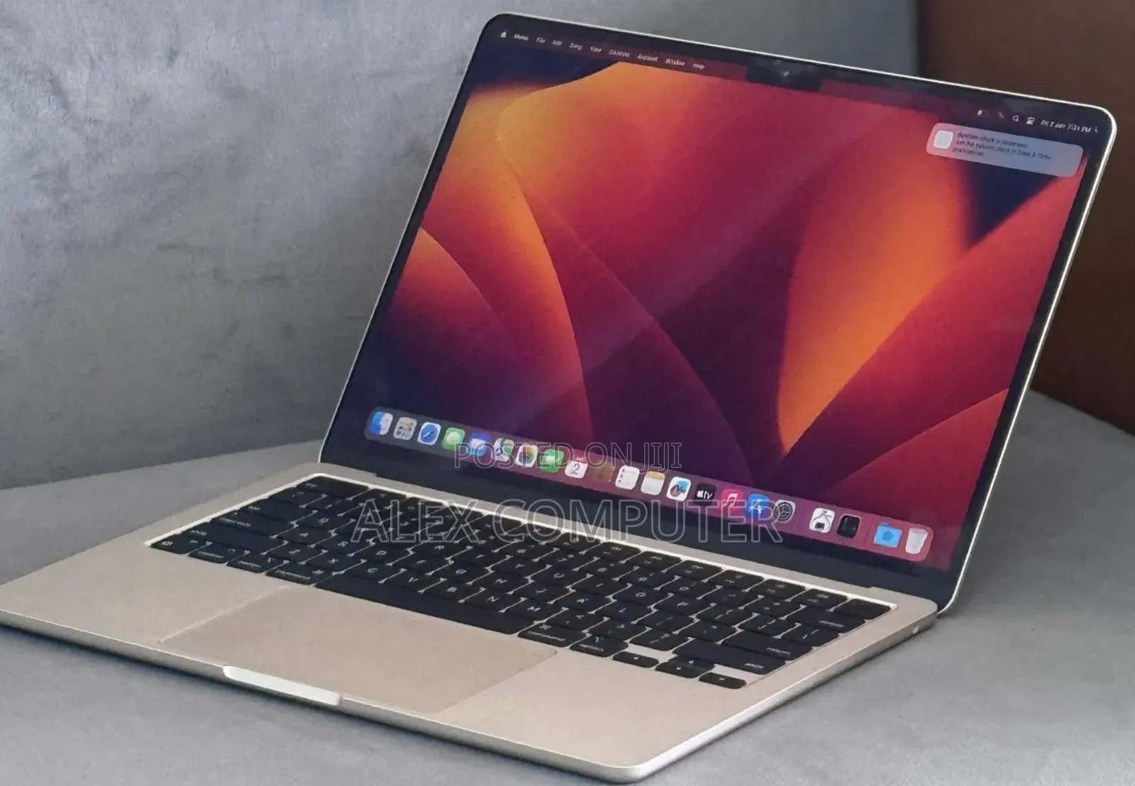 New Laptop Apple MacBook Air 2022 M2 8GB Apple M2 SSD 256GB