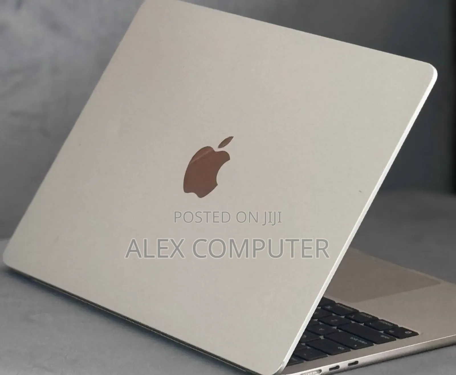 New Laptop Apple MacBook Air 2022 M2 8GB Apple M2 SSD 256GB