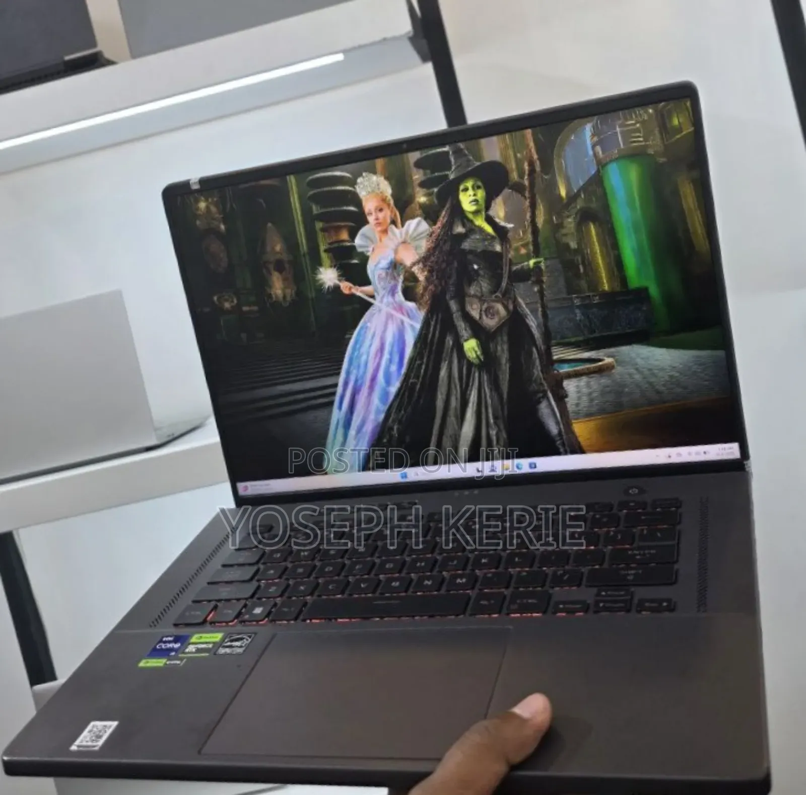 New Laptop Asus ROG Zephyrus G16 16GB Intel Core I9 SSD 1T