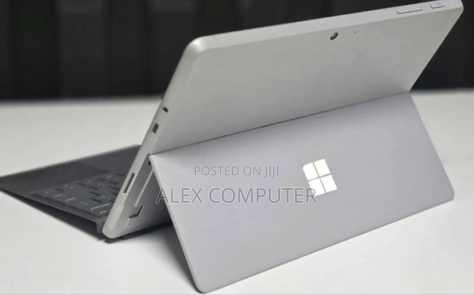 New Laptop Microsoft Surface Go 2 8GB Intel Pentium SSD 128GB