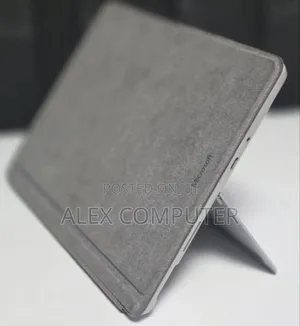 New Laptop Microsoft Surface Go 2 8GB Intel Pentium SSD 128GB