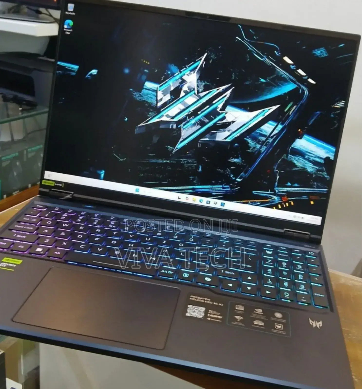New Laptop Acer Predator Helios Neo 16 32GB Intel Core Ultra 9 SSD 1T