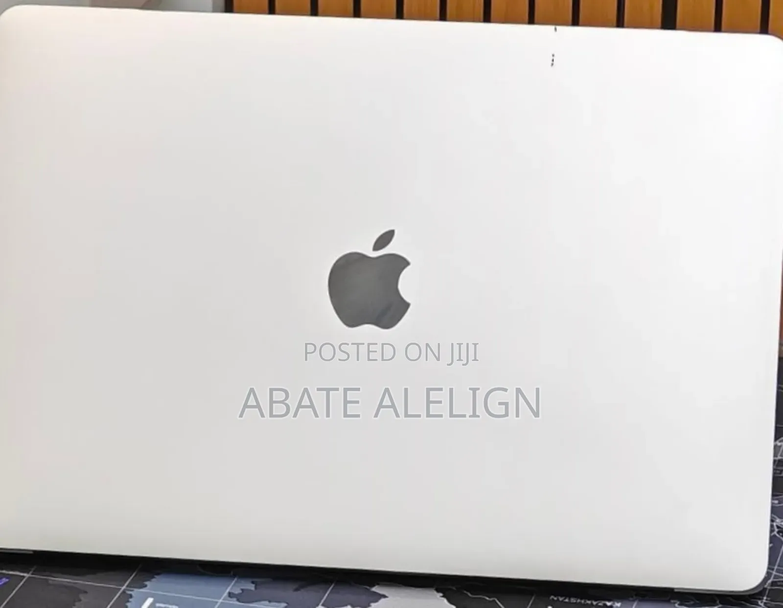 New Laptop Apple MacBook Pro 2022 M2 8GB Apple M2 SSD 256GB