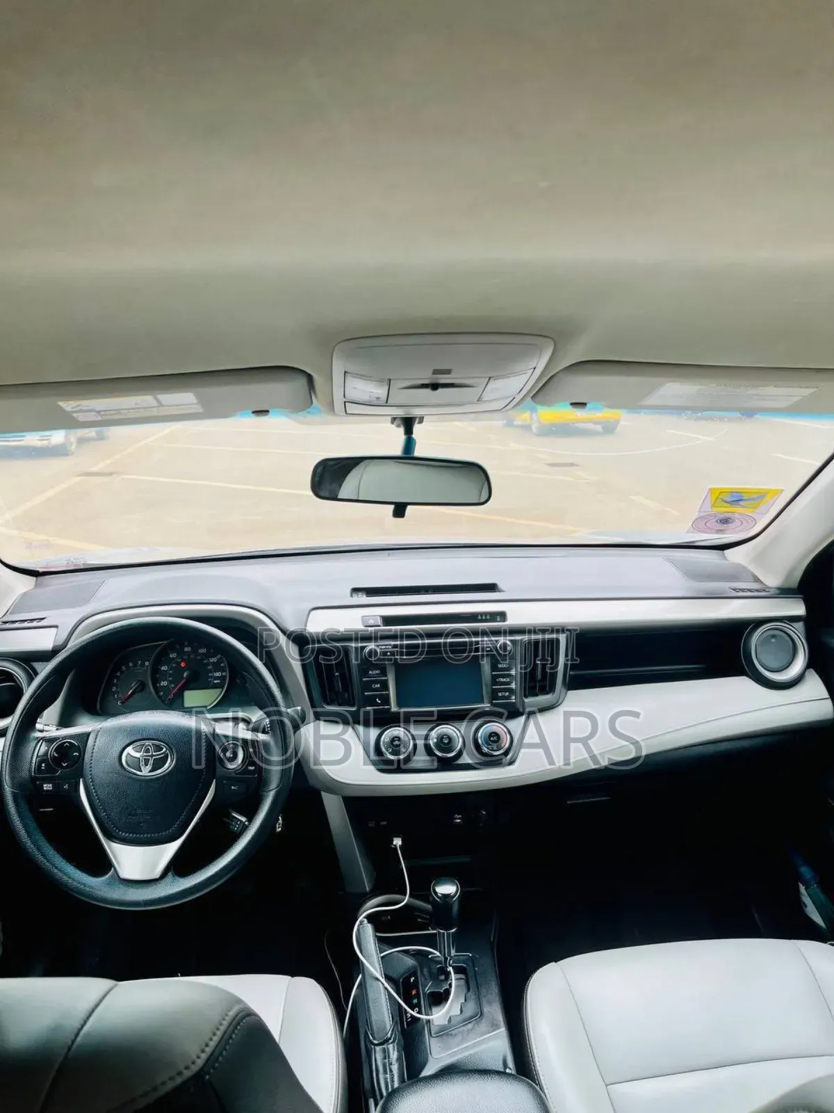 Toyota RAV4 Limited FWD (2.5L 4cyl 6A) 2017 Silver