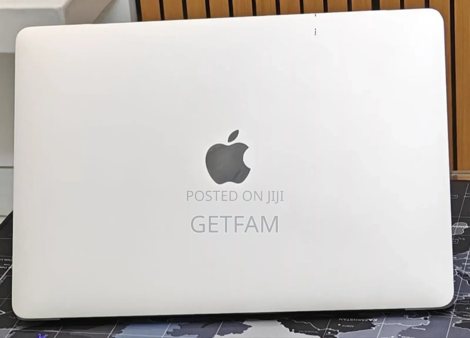 New Laptop Apple MacBook Pro 2019 8GB Intel Core M2 SSD 256GB