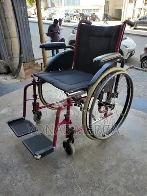 Wheelchair/Wheelchair in 18" Seat and Quick Release Axles, Red Frame