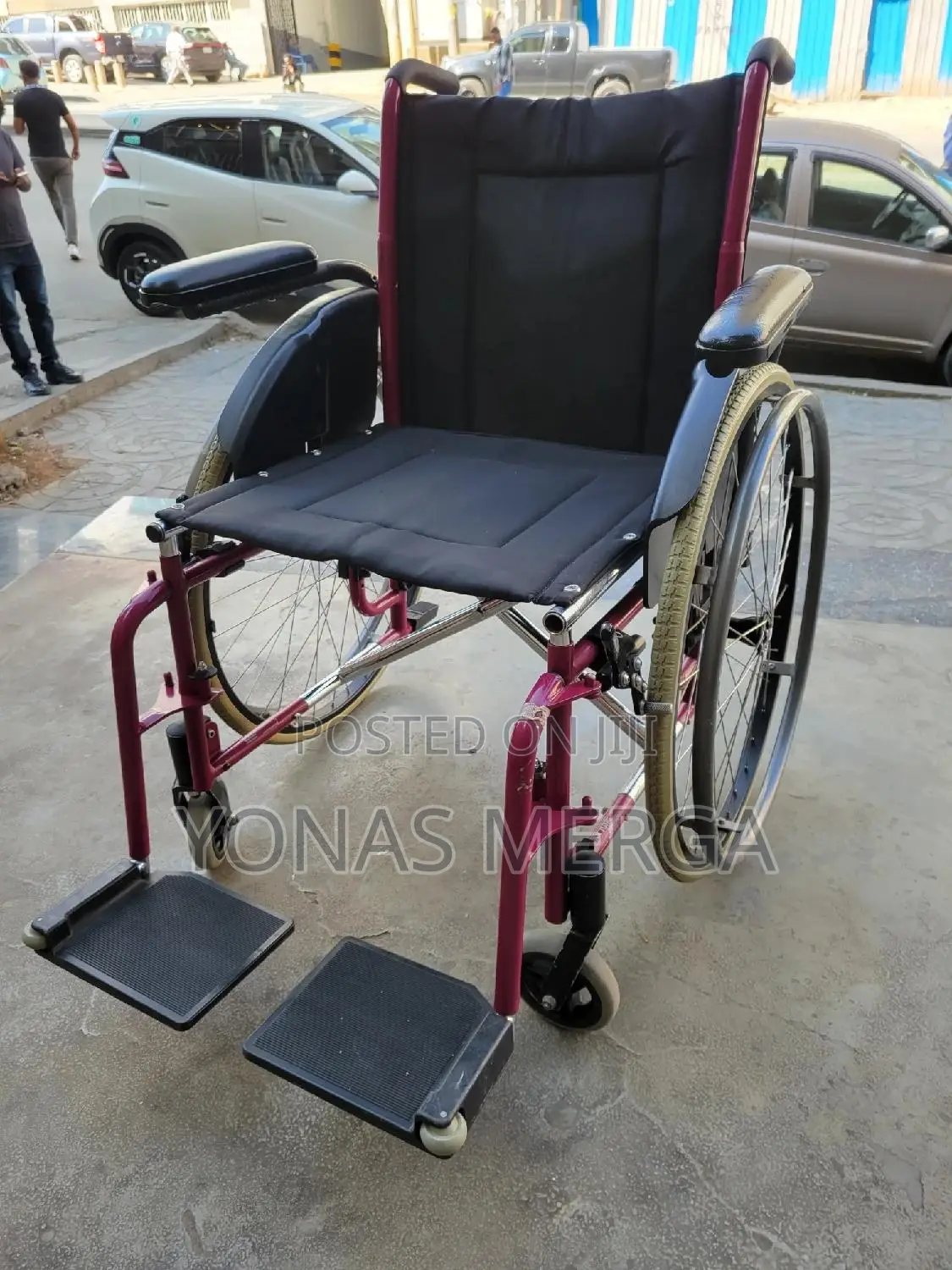 Standard Wheelchairs訇簽provide New Level of Comfort for Wheelchair User