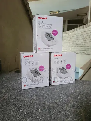 Photo - Rechargeable Bp Monitor博粗check Yuwell Digital Blood Pressure Monitor
