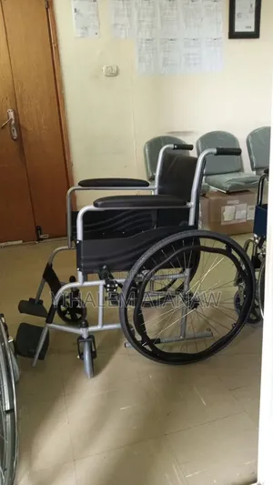 Classic Steel Wheelchair – Long-Lasting Support