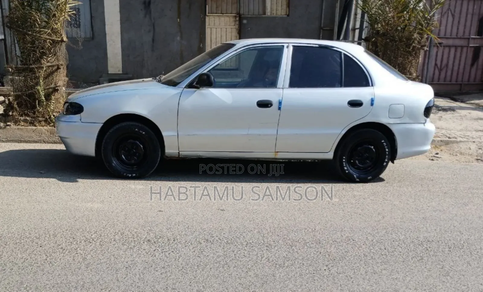 Hyundai Accent Base Sedan 1996 Gray