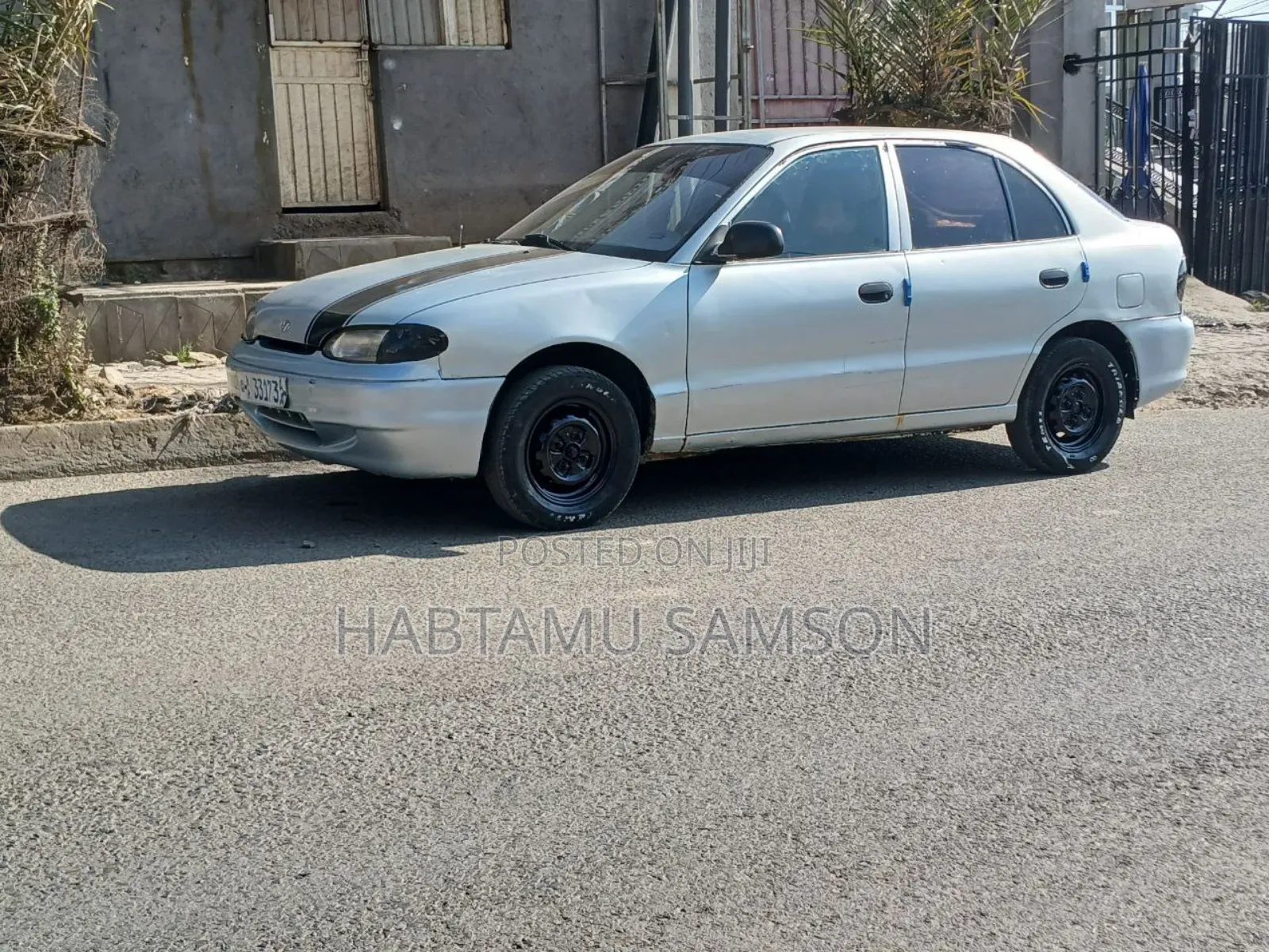 Hyundai Accent Base Sedan 1996 Gray