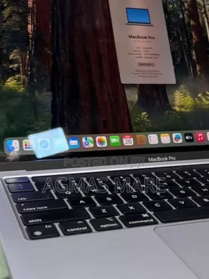 New Laptop Apple MacBook Pro 2020 M1 8GB Apple M1 SSD 256GB