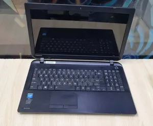 Laptop Toshiba Satellite C55 4GB Intel Core I3 HDD 500GB