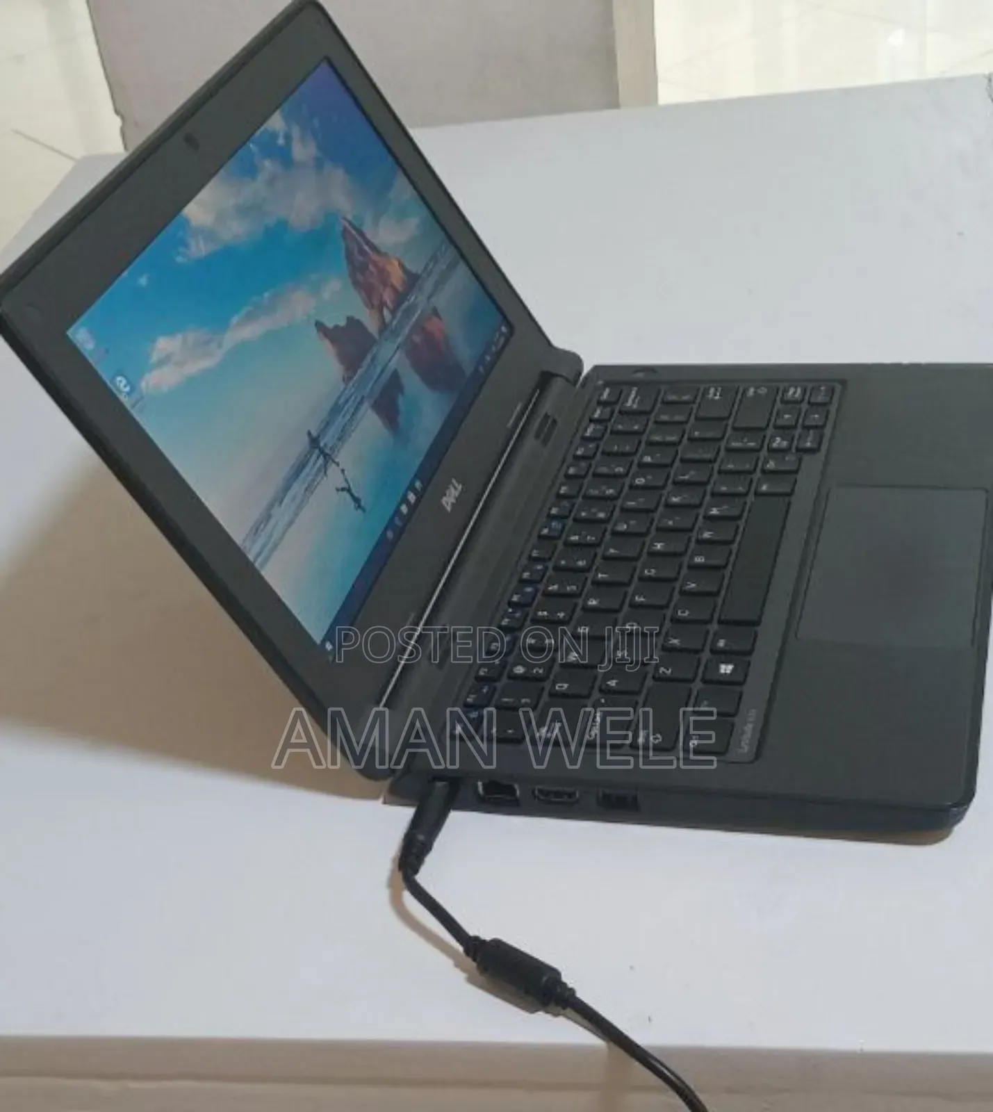 New Laptop Dell Latitude 11 3150 8GB Intel SSD 128GB