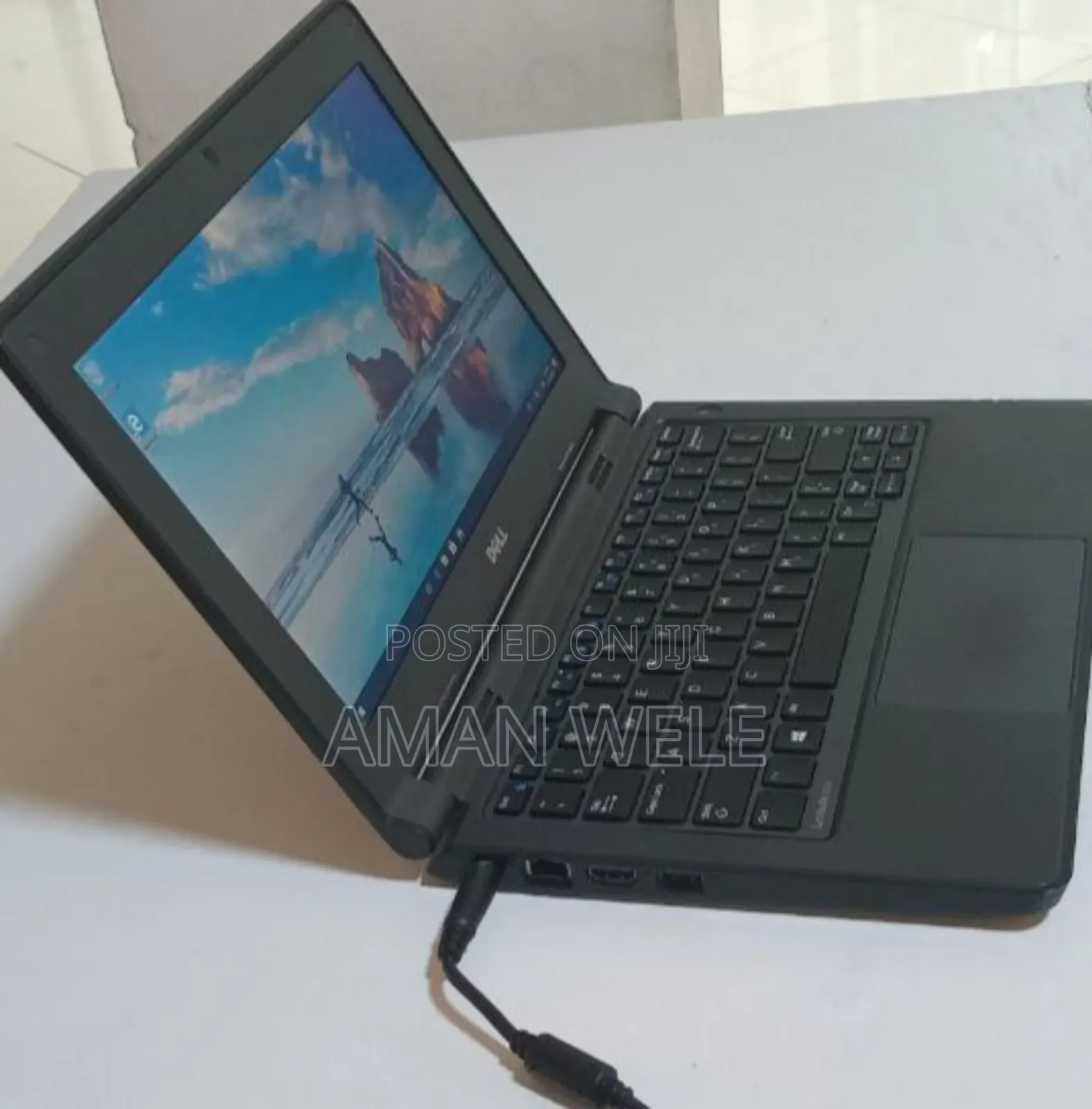 New Laptop Dell Latitude 11 3150 8GB Intel SSD 128GB