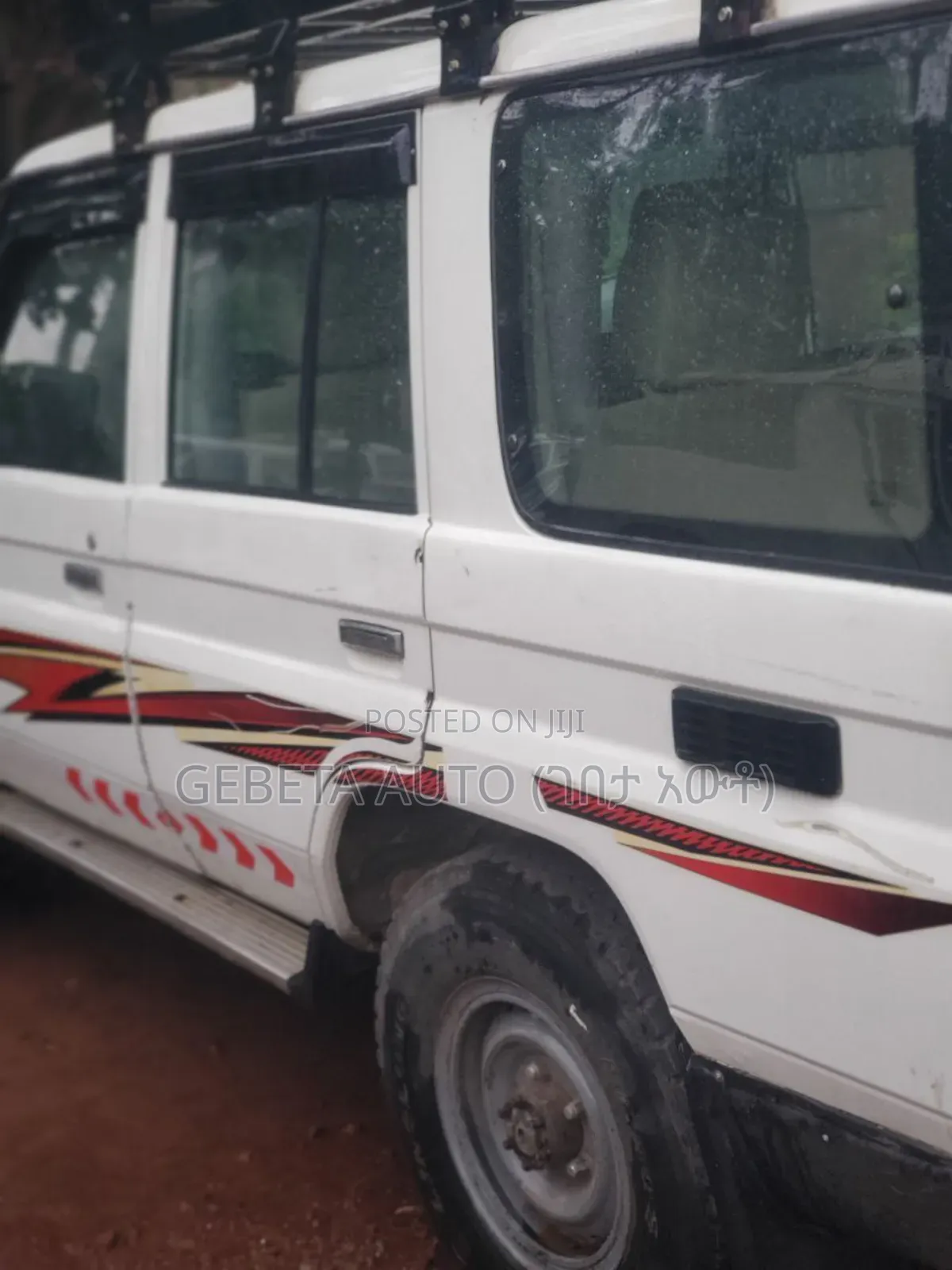 Toyota Land Cruiser 2010