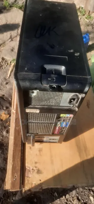 Desktop Computer Dell OptiPlex 780 2GB Intel Core 2 Duo HDD 256GB