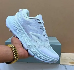 Photo - Hoka Lifestyle Shoes_experience Comfort