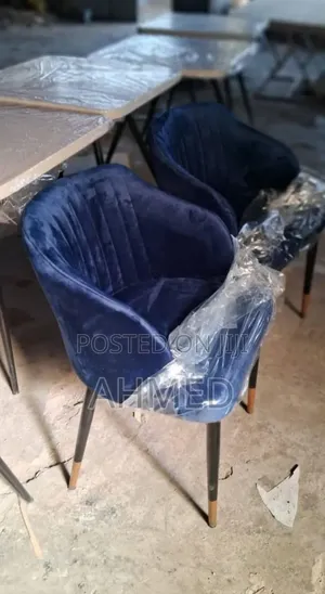 Photo - Cafe And Restaurant Chairs And Tables