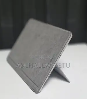 New Laptop Microsoft Surface 8GB Intel Pentium SSD 128GB