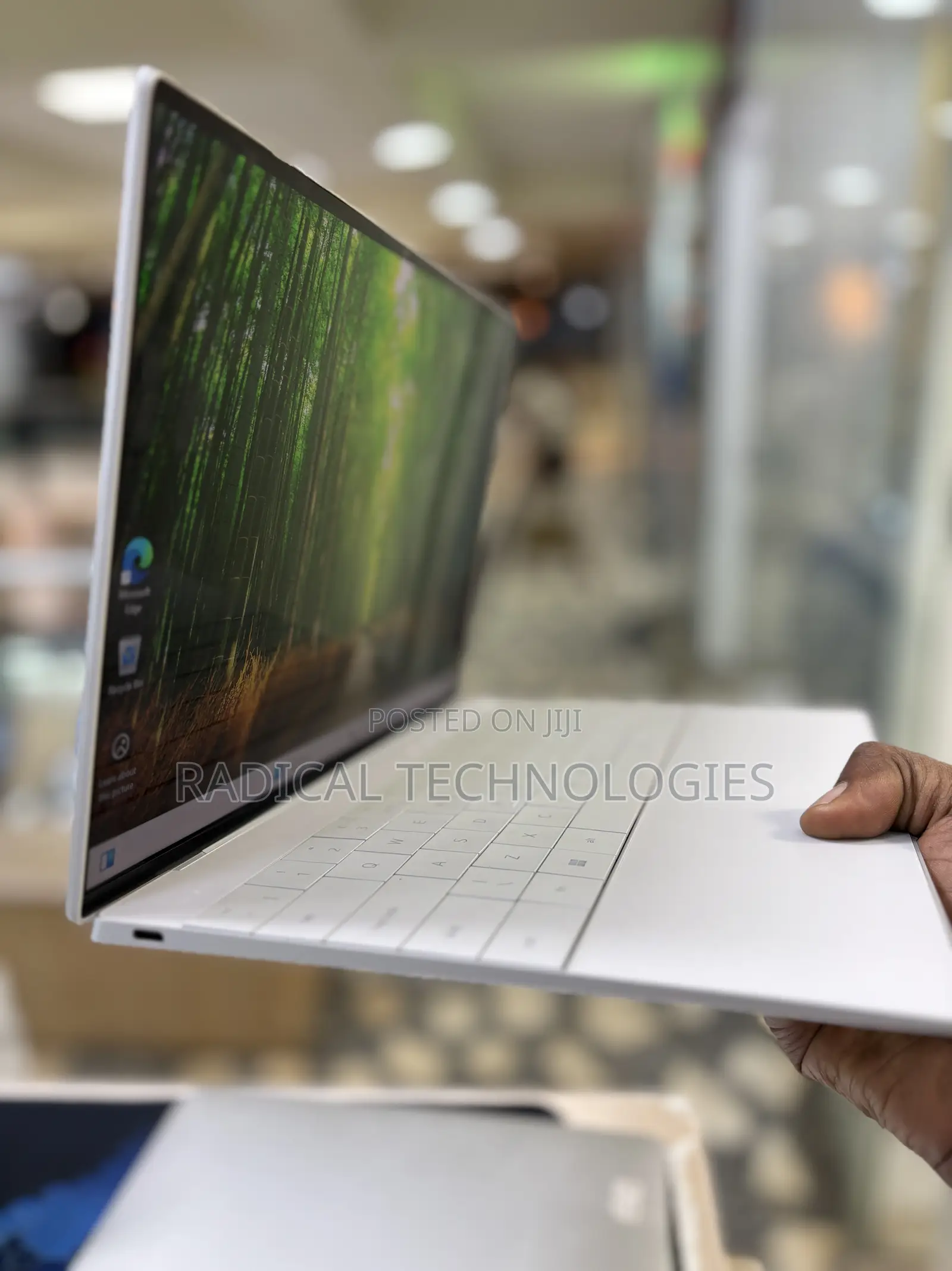 New Laptop Dell XPS 15 32GB Intel Core I7 SSD 512GB