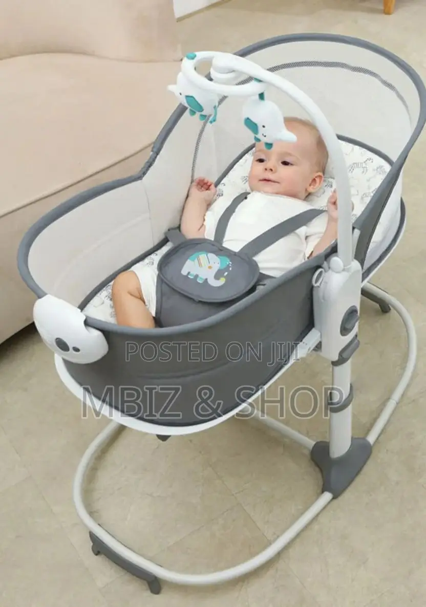 Multi-Functional 6-in-1 Baby Bassinet