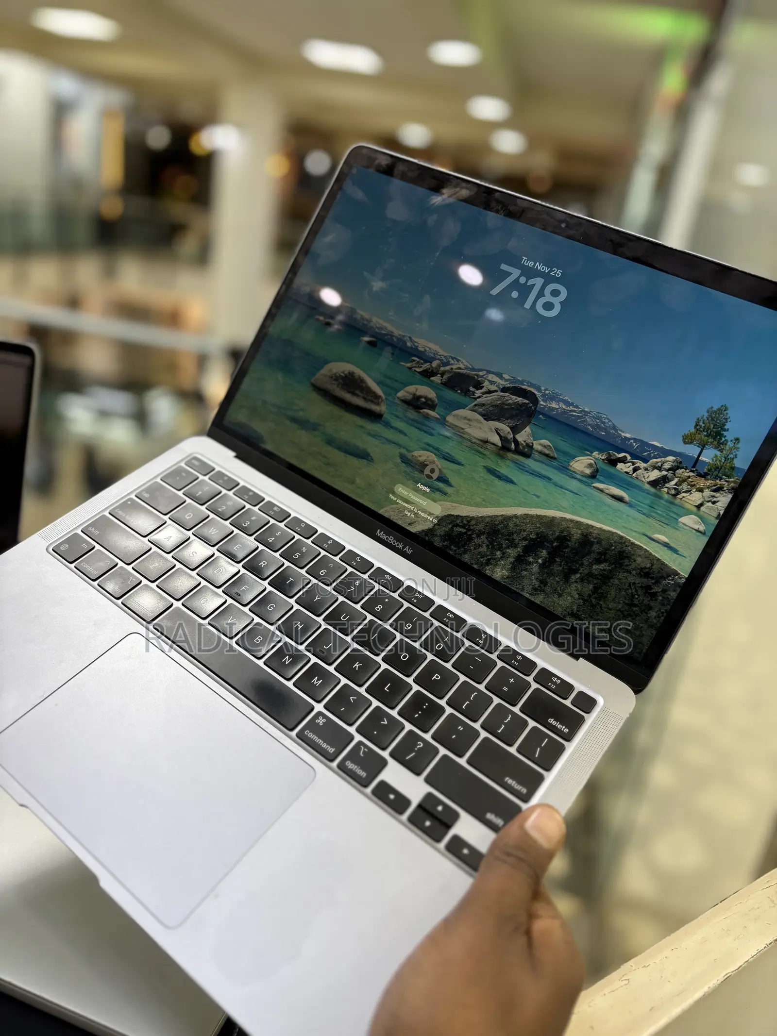 Laptop Apple MacBook Pro M1 8GB Intel Core I7 SSD 256GB