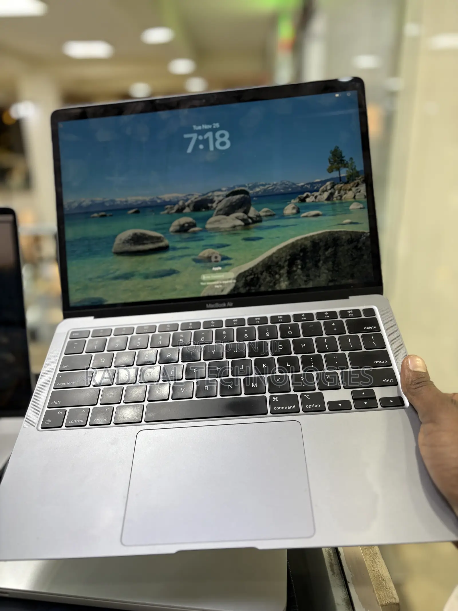 Laptop Apple MacBook Pro M1 8GB Intel Core I7 SSD 256GB