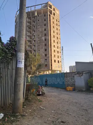Furnished 2bdrm Apartment In ሂያ, Yeka For Sale