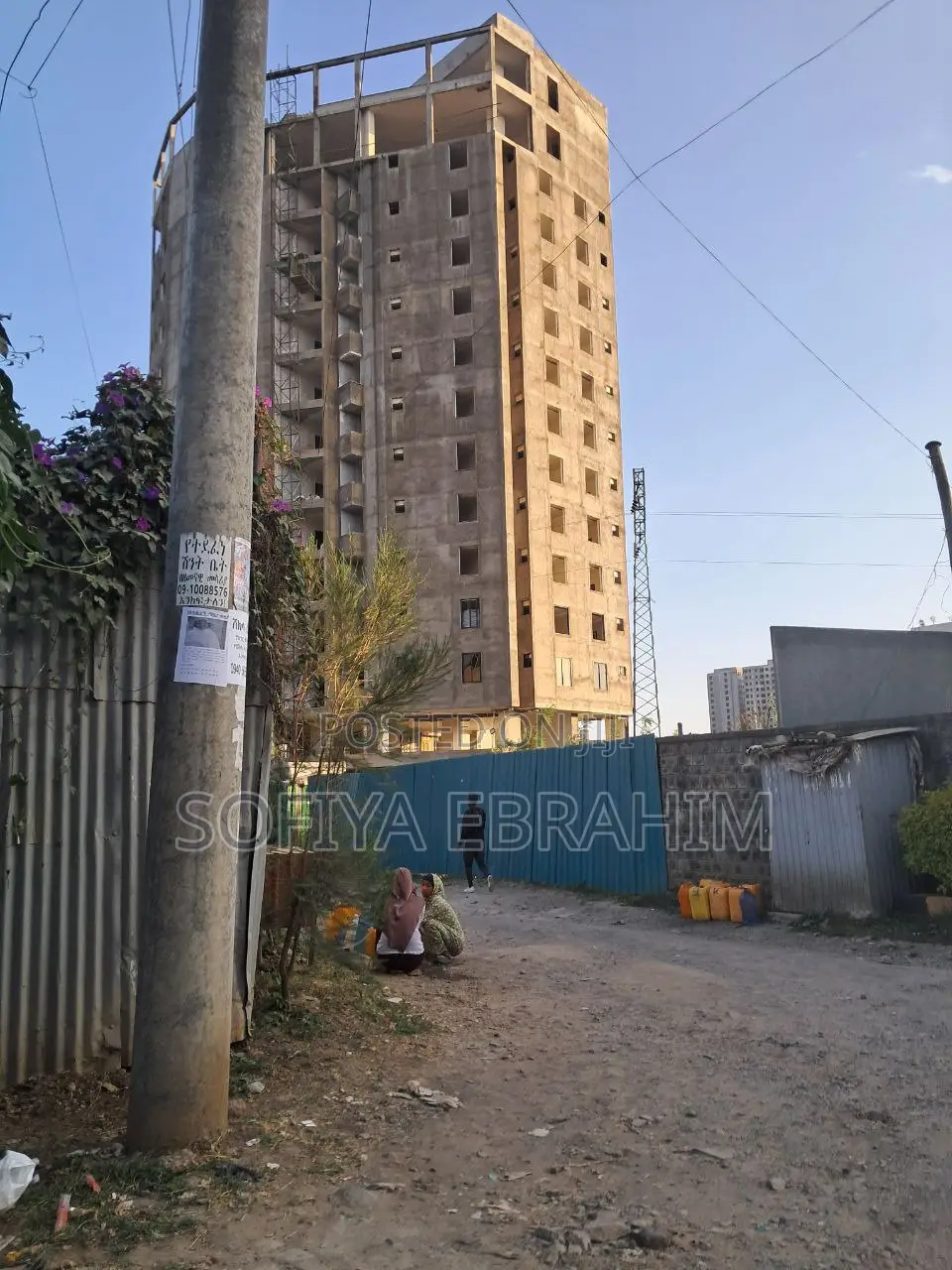 Furnished 2bdrm Apartment In ሂያ, Yeka For Sale