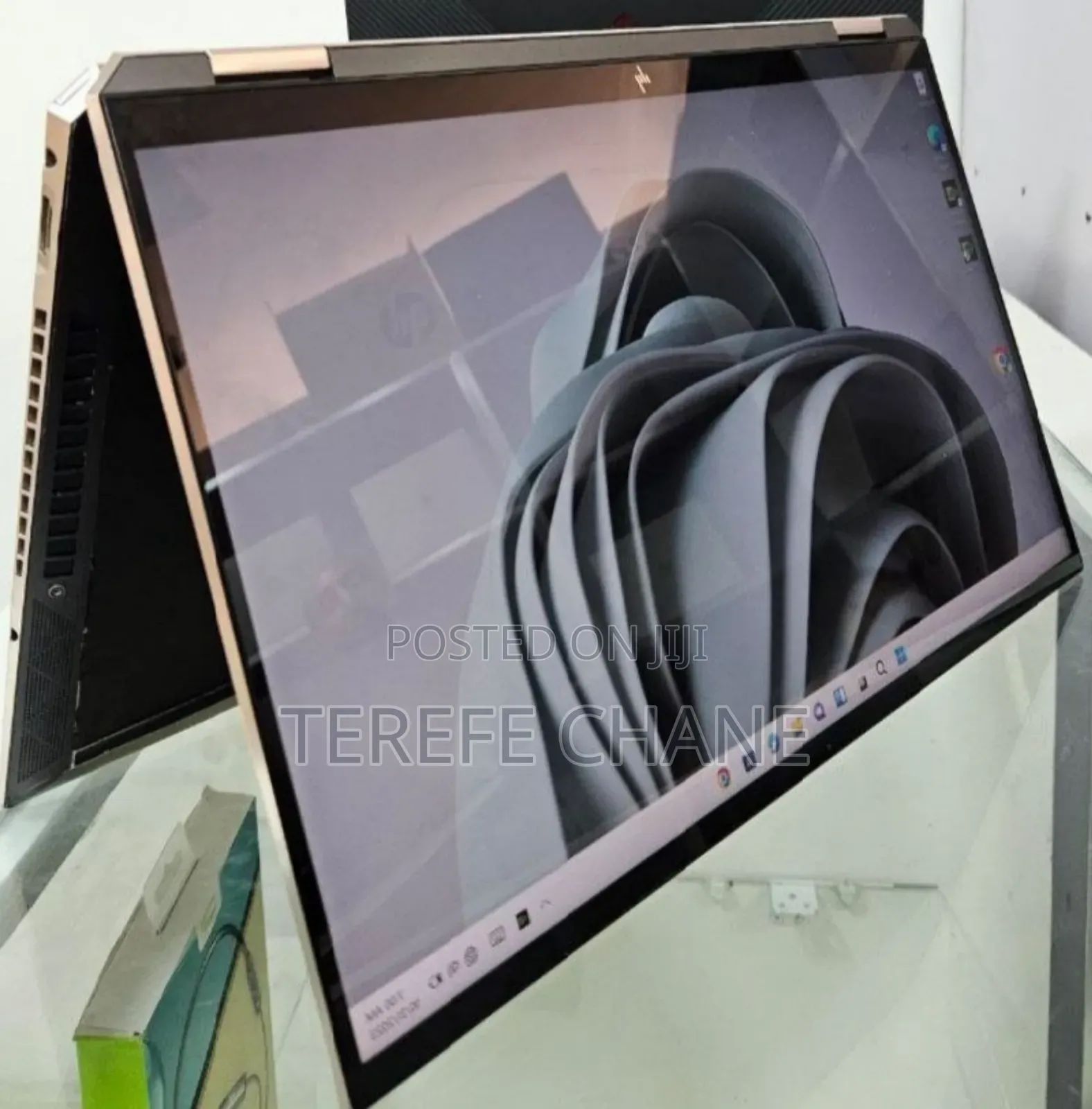 New Laptop HP Spectre 14 16GB Intel Core I7 SSD 512GB