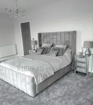 Photo - Bed (Tapiseri Bed )