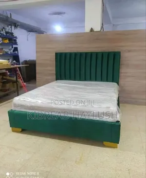 Bed (Tapiseri Bed )