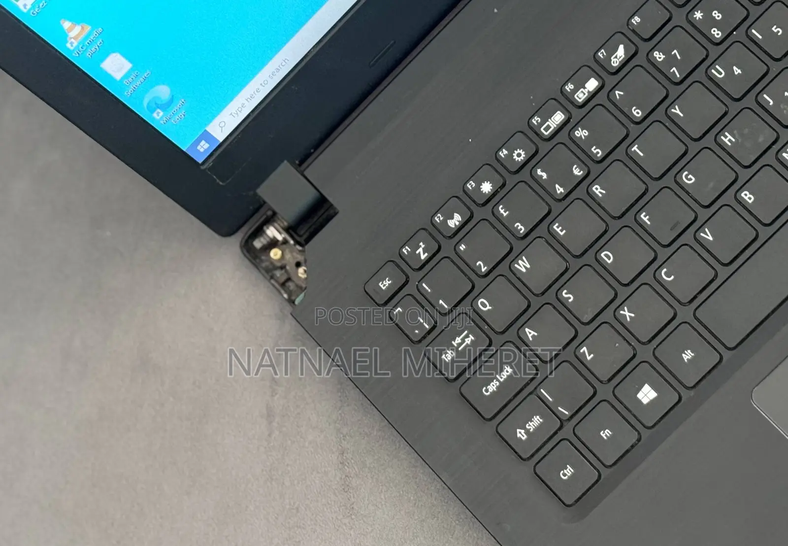 Laptop Acer Aspire 1 8GB AMD A6 HDD+SSD 640GB