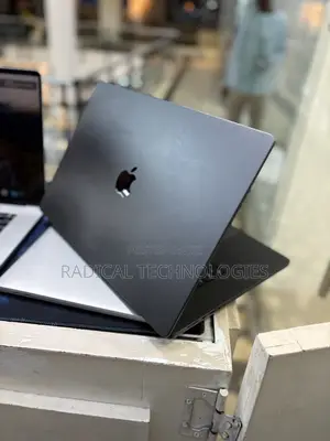 New Apple MacBook Pro 2023 M3 14-Inch 16GB Intel Core I9 SSD 512GB