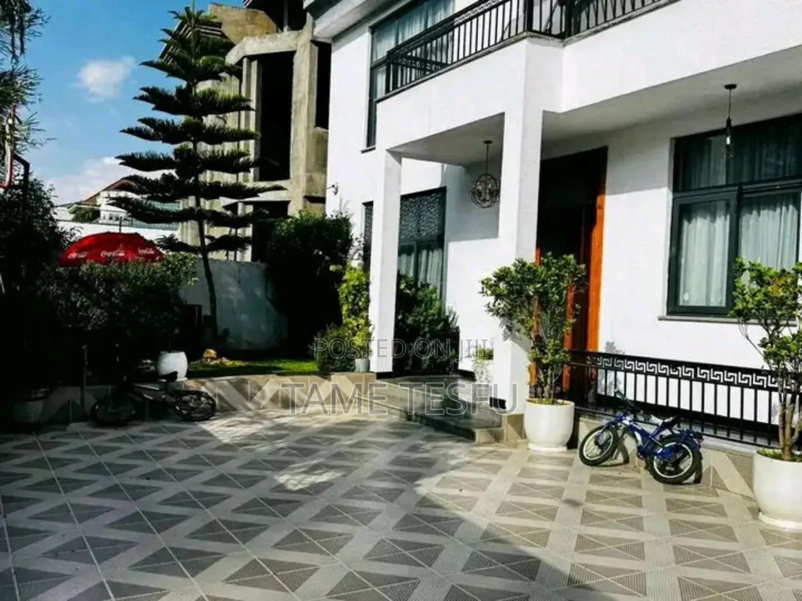 Furnished 8bdrm House in ሀያት, Bole for sale