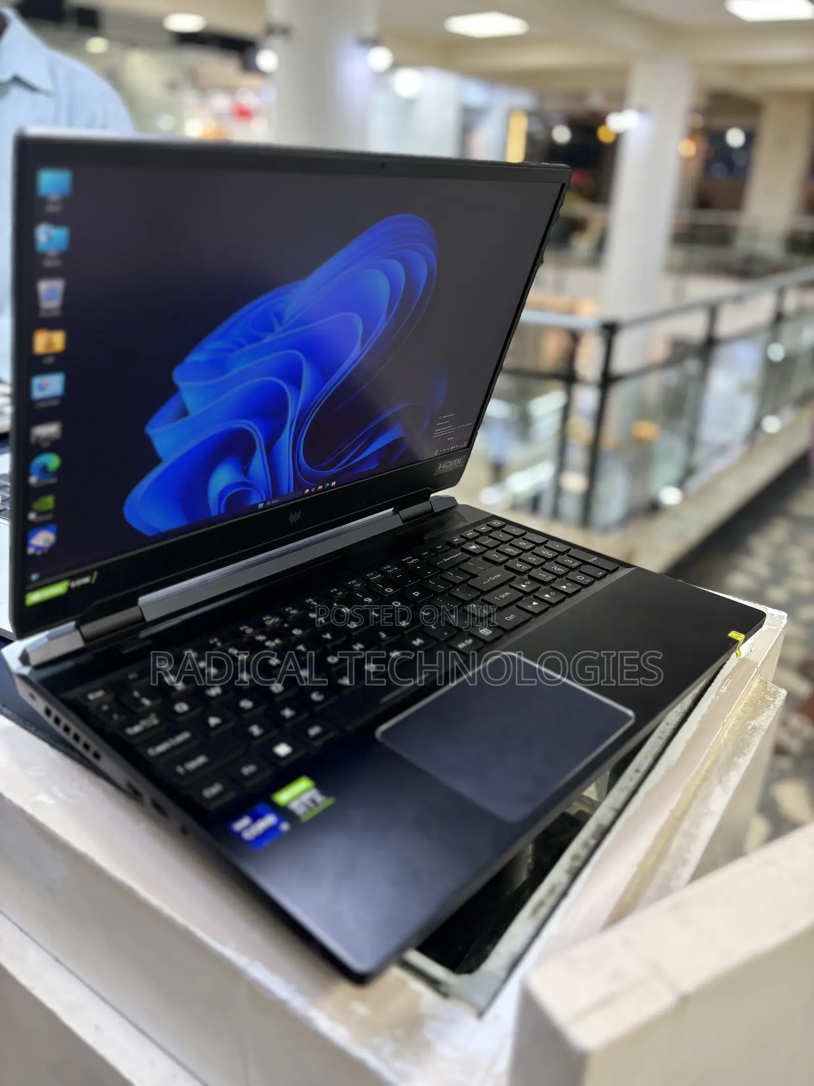 New Laptop Acer Predator Helios 300 16GB Intel Core I9 SSD 512GB