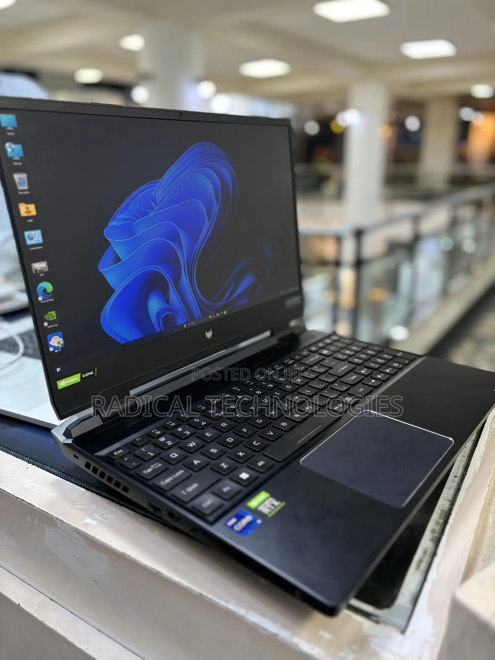 New Laptop Acer Predator Helios 300 16GB Intel Core I9 SSD 512GB