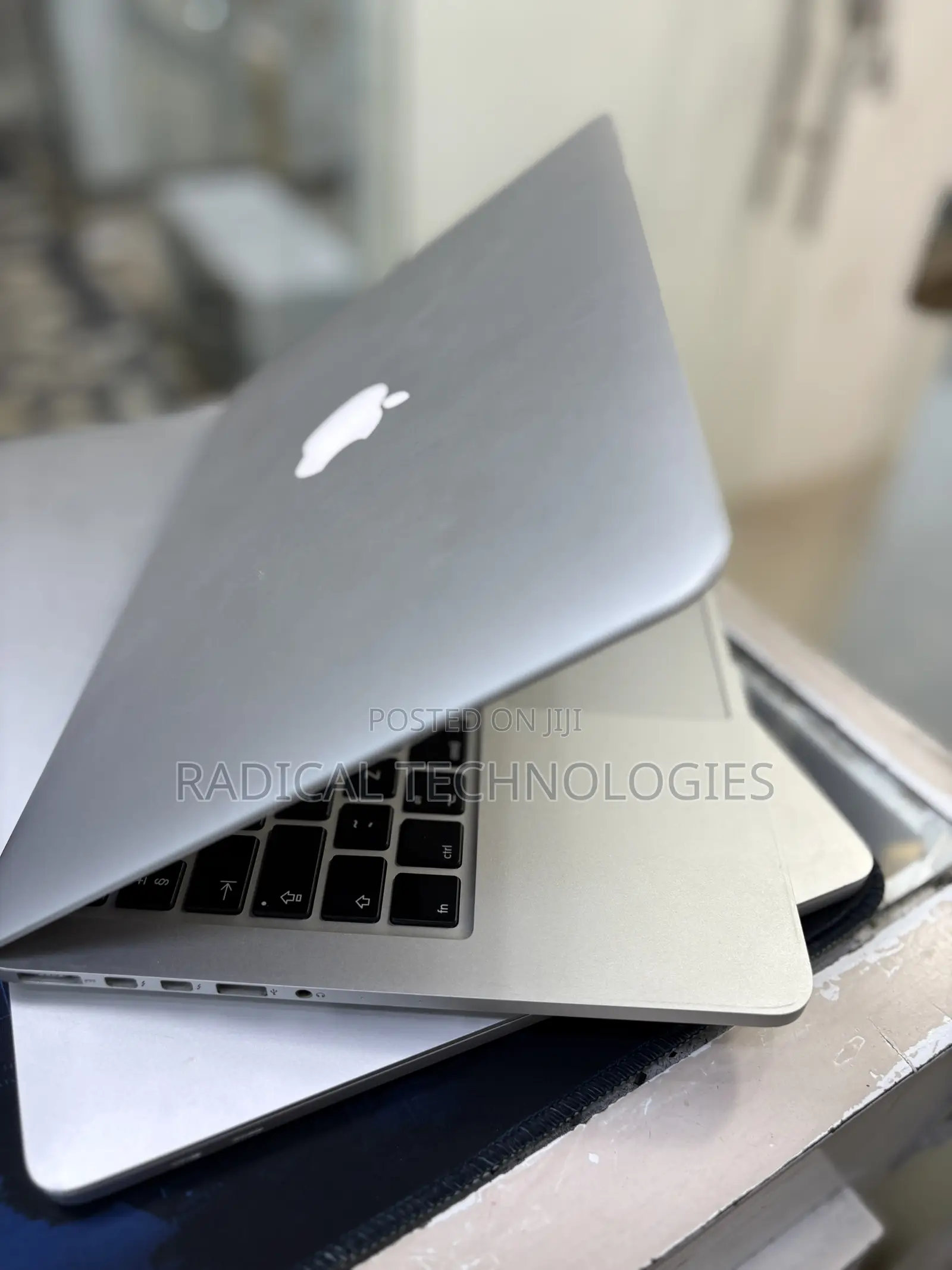Laptop Apple MacBook Pro 2014 8GB Intel Core I5 SSD 256GB