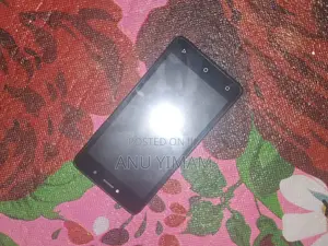 Tecno F1 8 GB Black
