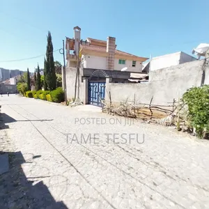 3bdrm House in ወሰን, Yeka for sale