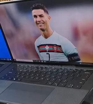 Photo - New Laptop Dell Precision 5540 16GB Intel Core I7 SSD 512GB