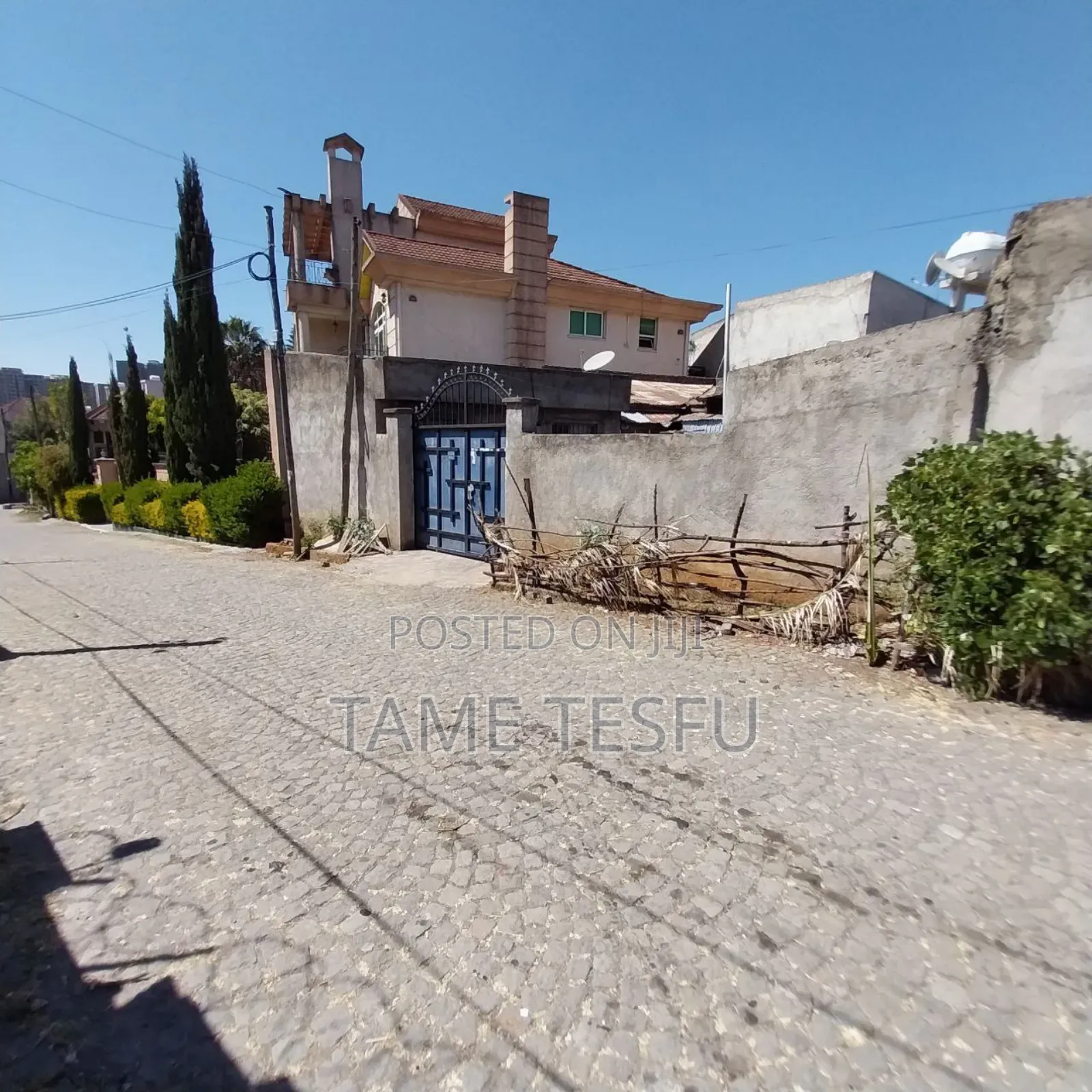3bdrm House in ወሰን, Yeka for sale