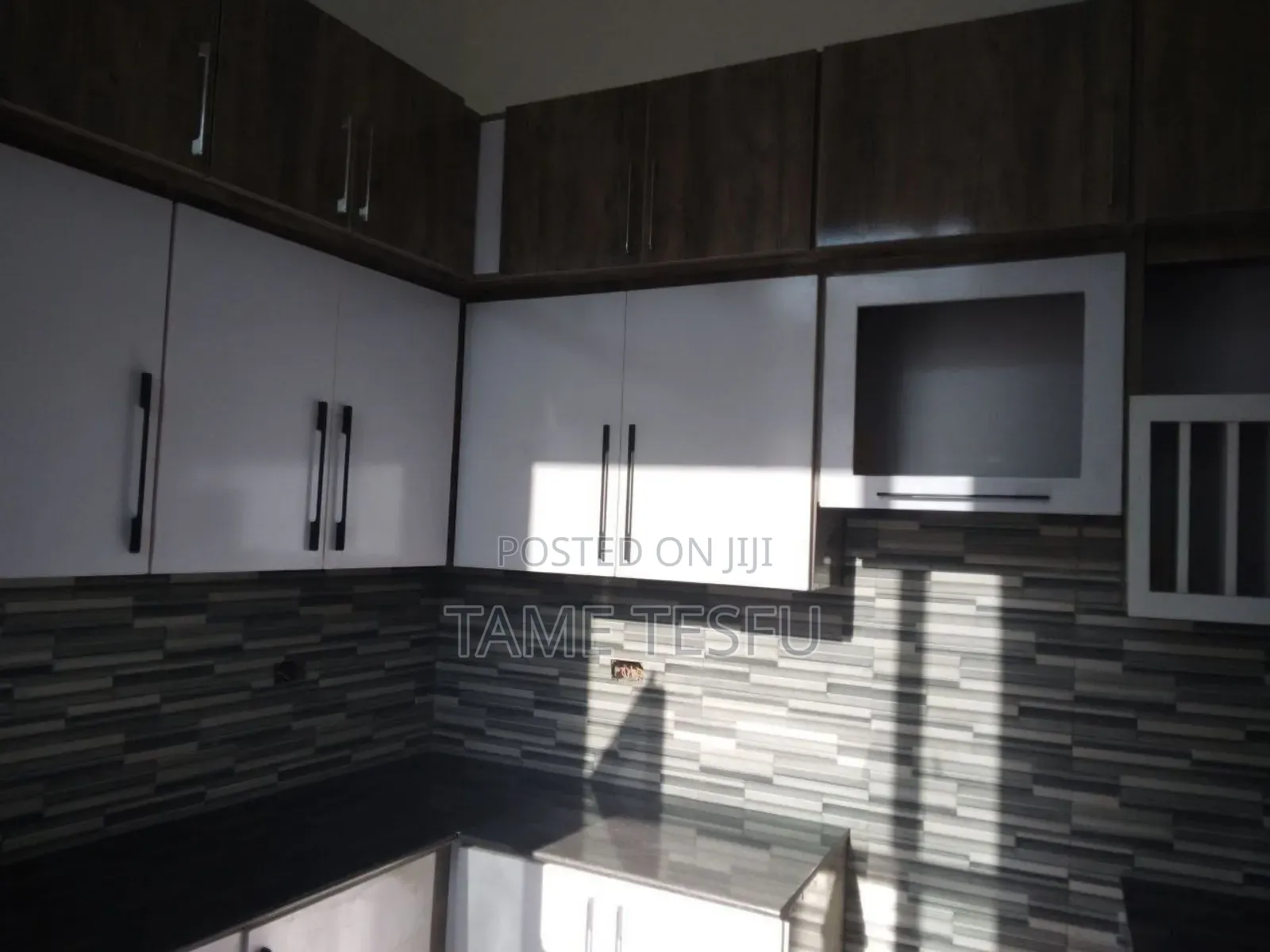 Furnished 7bdrm House in ባዱሜ ኮፓዉንድ, Bole for sale